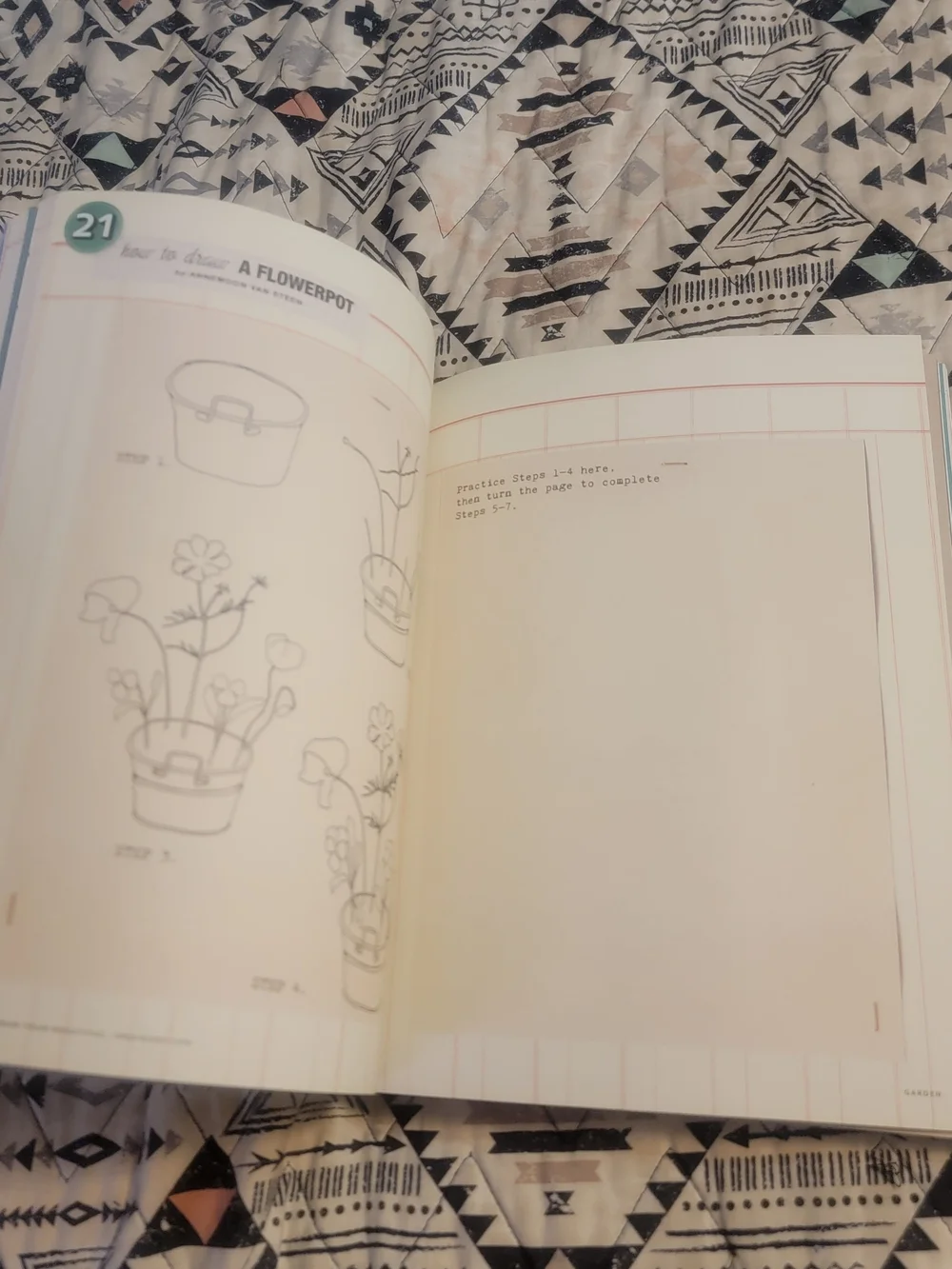 Book: 50 Ways to Draw Your Beautiful Ordinary Life - Cream Cover